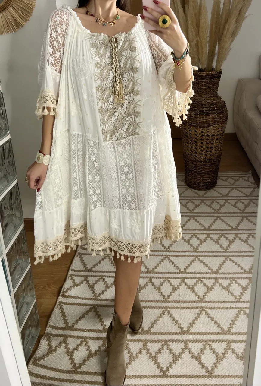 Boho Chic Midi Dress with Lace and Embroidery