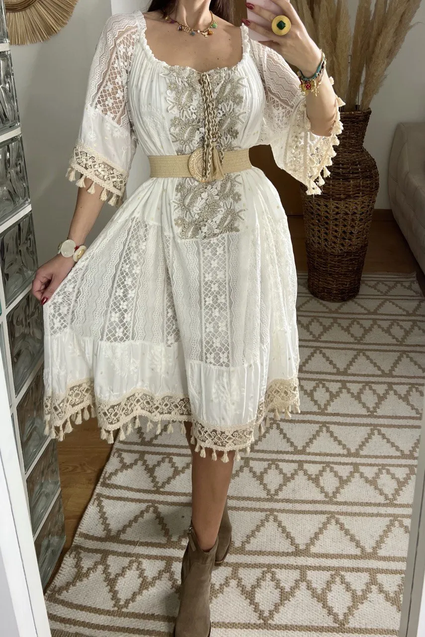 Boho Chic Midi Dress with Lace and Embroidery