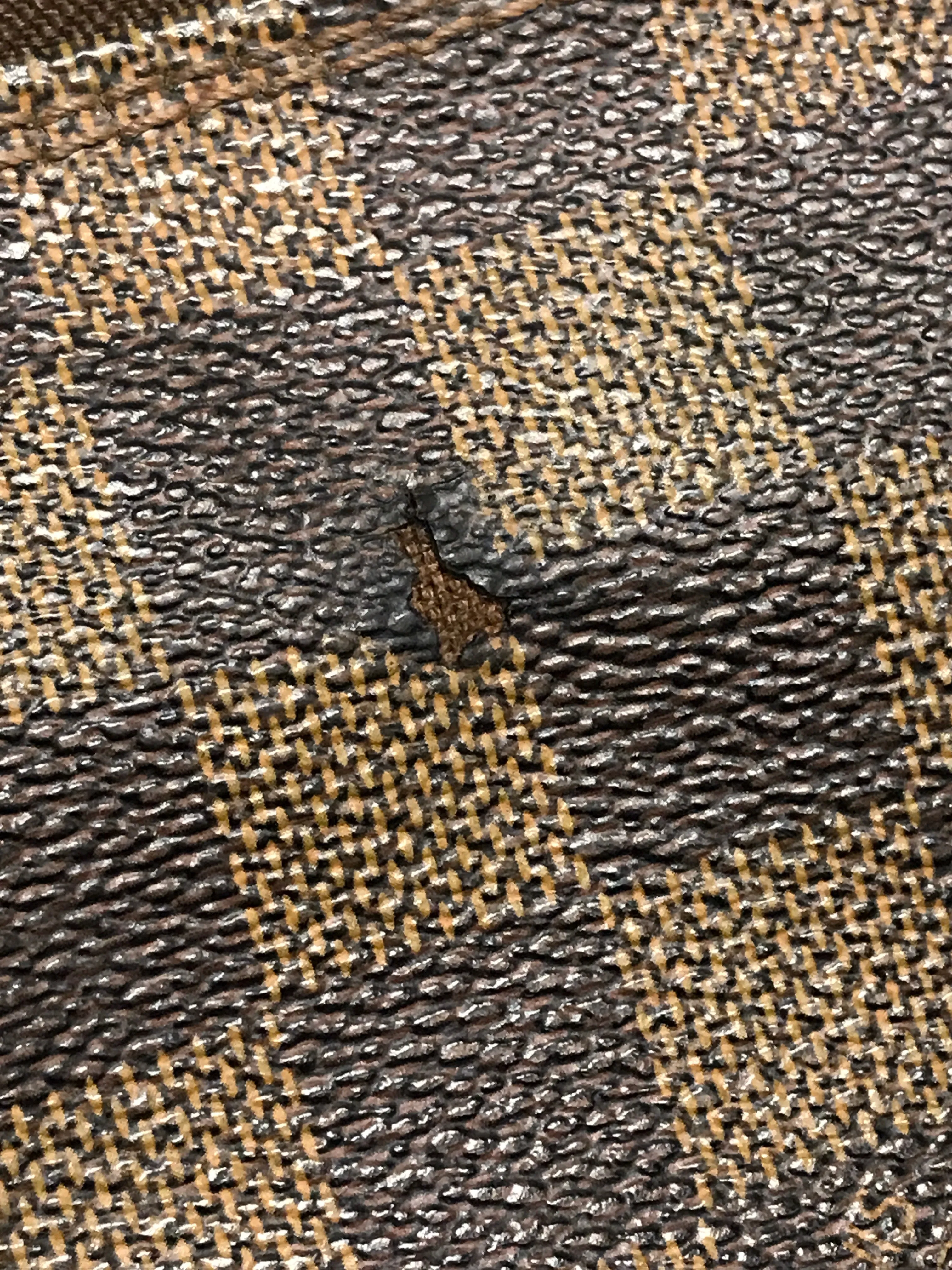 Handbag Luxury Designer By Louis Vuitton, Size: Large