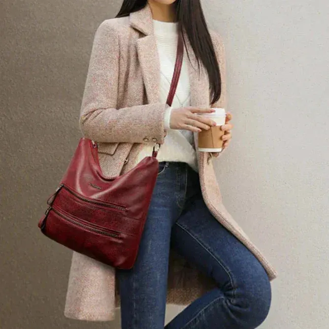 Novella | Double Charm Multi Pocket Shoulder Bag
