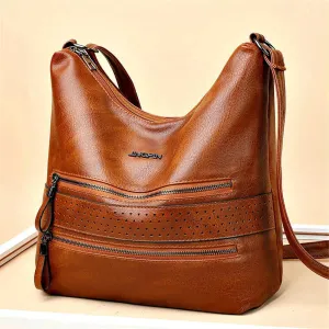 Novella | Double Charm Multi Pocket Shoulder Bag