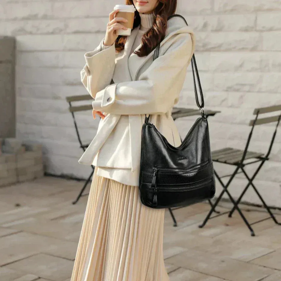 Novella | Double Charm Multi Pocket Shoulder Bag